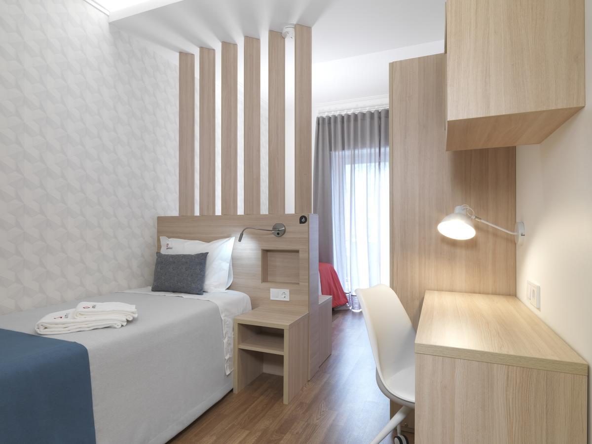 Alunni Stacc Guesthouse Lisbon Exterior photo
